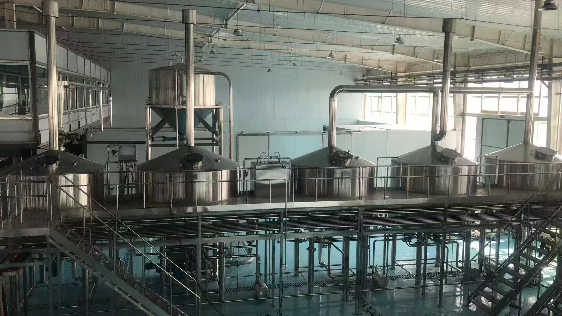 康乐精酿啤酒设备厂—精酿啤酒设备主要生产工艺与核心技术